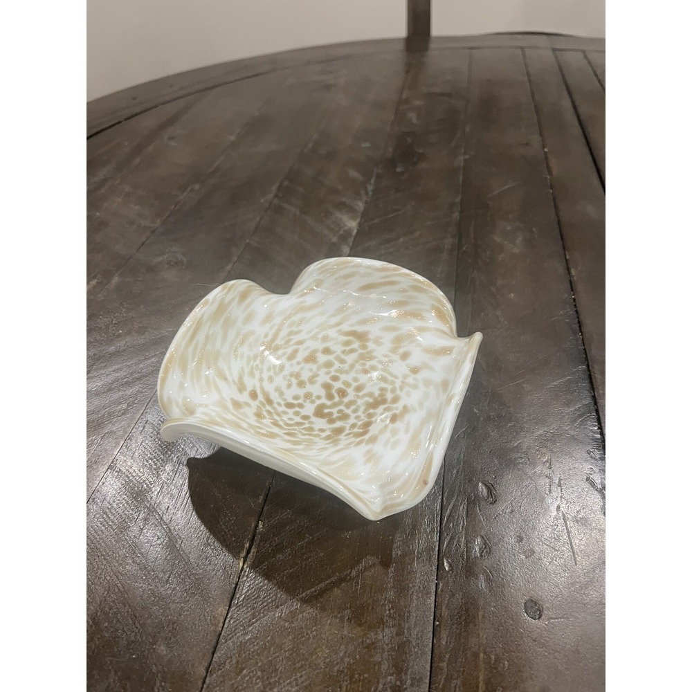 Italian Murano Art Glass Candy Dish Ash Tray Scalloped Edges Gold Flecks 5.5"